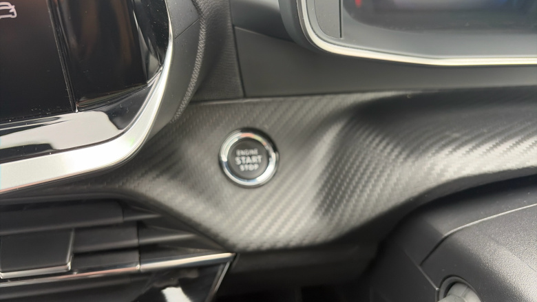 Peugeot 2008 1.2 PureTech Allure Premium 5dr Petrol Estate